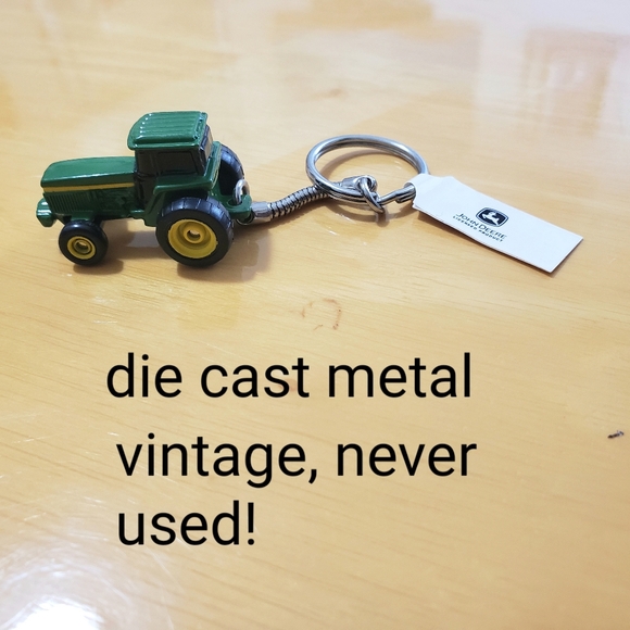 John Deere Metal Tractor Keychain - Picture 3 of 11